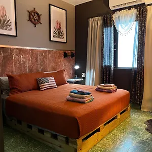 Tropical 2 Bedroom Spacious Next To Pool (Adults Only) Puerto Rico